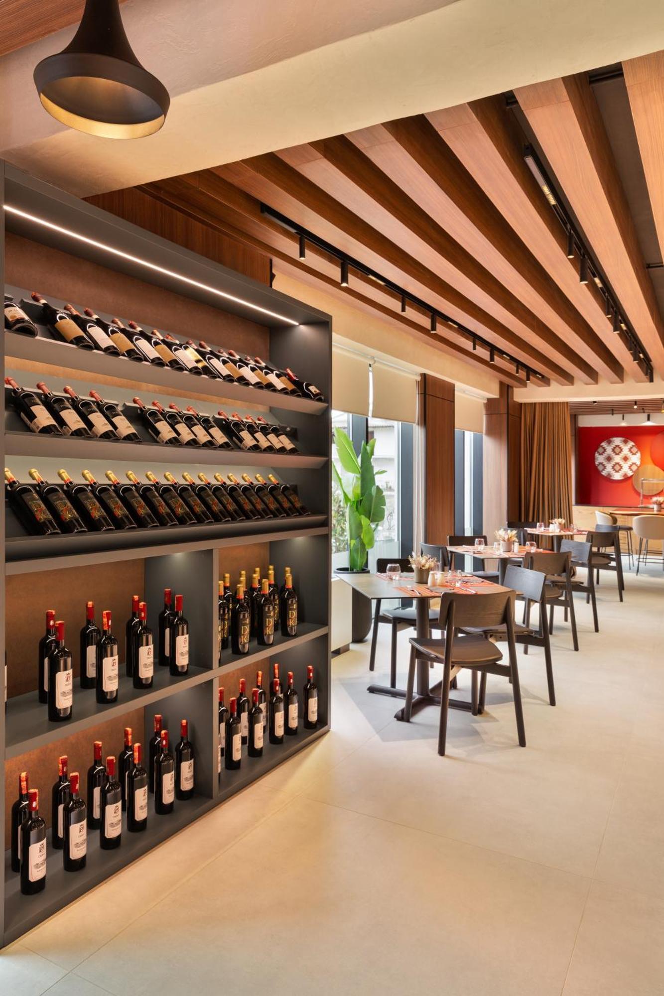 Mercure Tirana Exterior photo