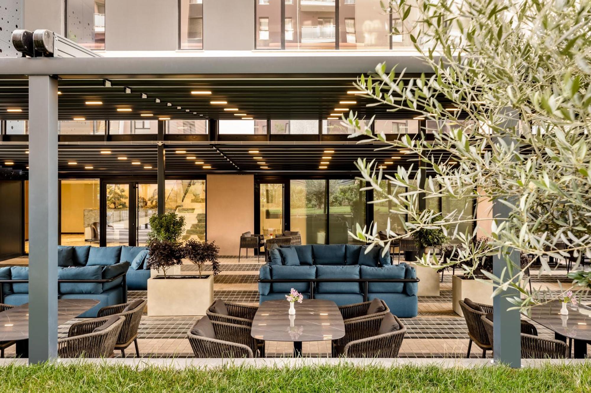 Mercure Tirana Exterior photo